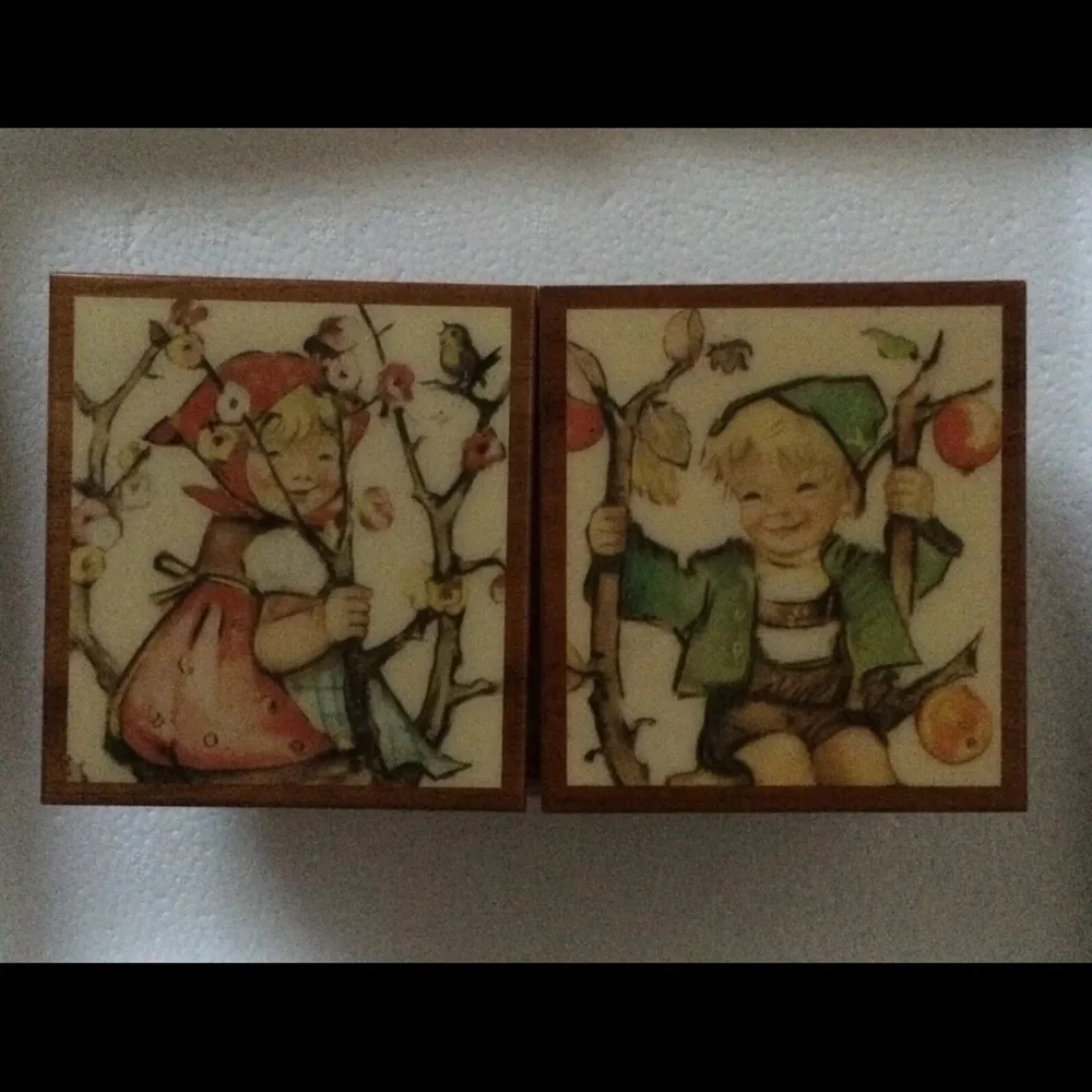 Hummel Cuendet Wooden Double Door Music Jewelry VTG Box “Holiday In Switzerland”
